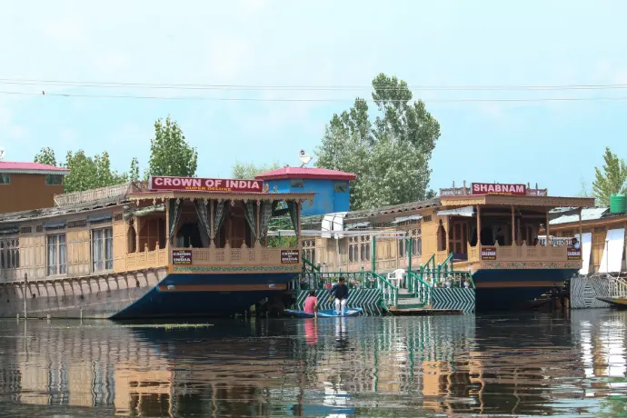 boat house